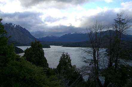 Typische Landschaft in der Dämmerung
