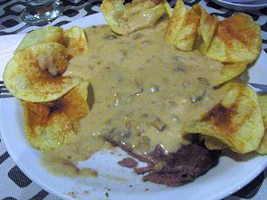 Lomo mit Champignonsauce