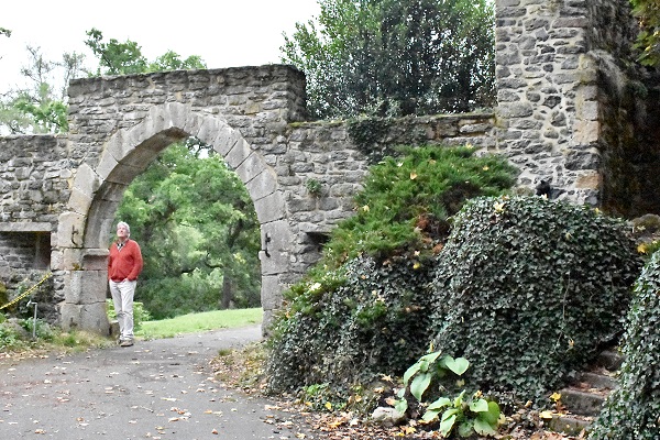 Eingang zum Schlosspark