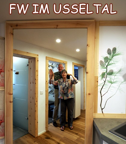 Spiegelzugang neben der Küche