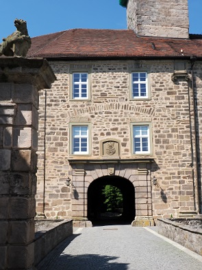 Schlosszugang