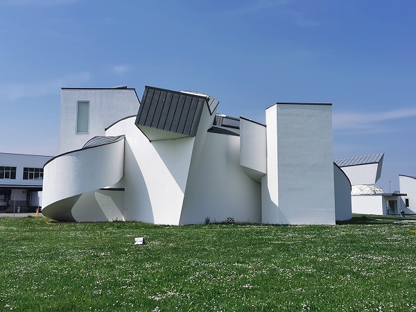 Gehry Bau