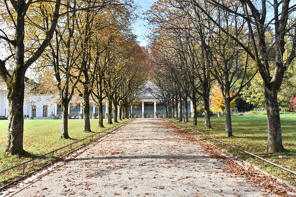 Trinkhalle