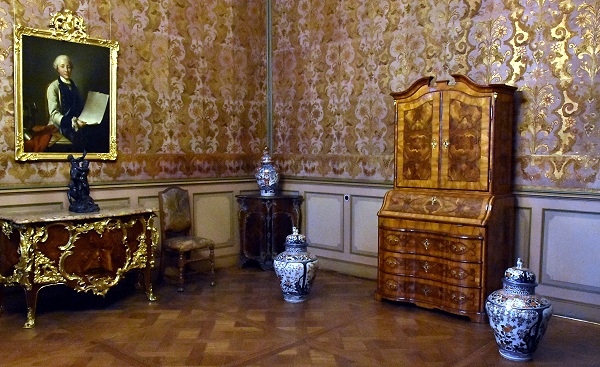 Vergoldete Ledertapete