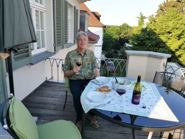Abendessen auf der Terrasse