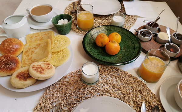Frühstückstisch