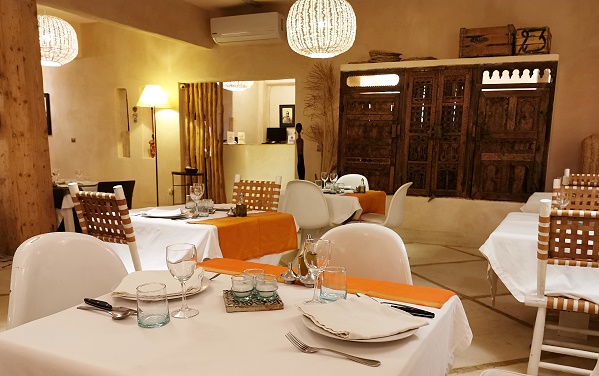 Restaurant am Abend