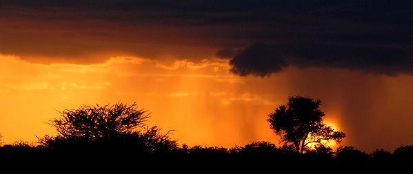 Sonnenuntergang mit Regen