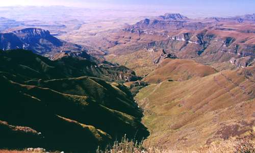 Erster Aussichtspunkt, Blick hinab in den Royal Natal National Park