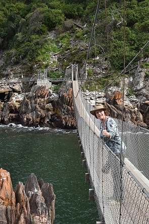 Auf der Hängebrücke